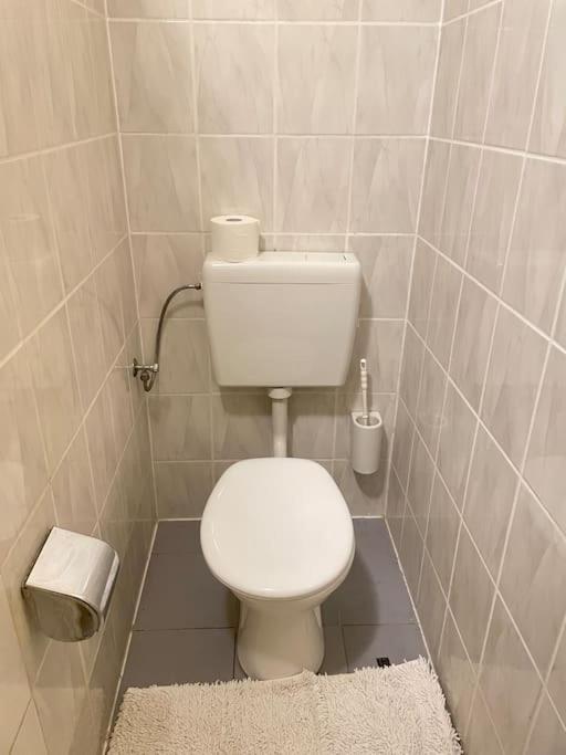 Einzimmerwohnung + Dusche Und Wc Berlin Exterior photo